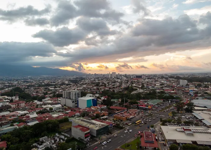 Ifreses, Study Full Equipped Whith Pool, Air- Conditioning, Spectacular View Of The City, Parking With Additional Payment