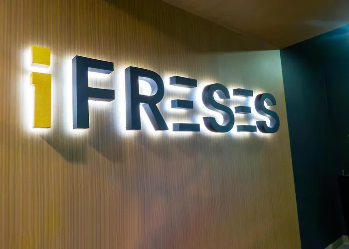 Ifreses, Study Full Equipped Whith Pool, Air- Conditioning, Spectacular View Of The City, Parking With Additional Payment