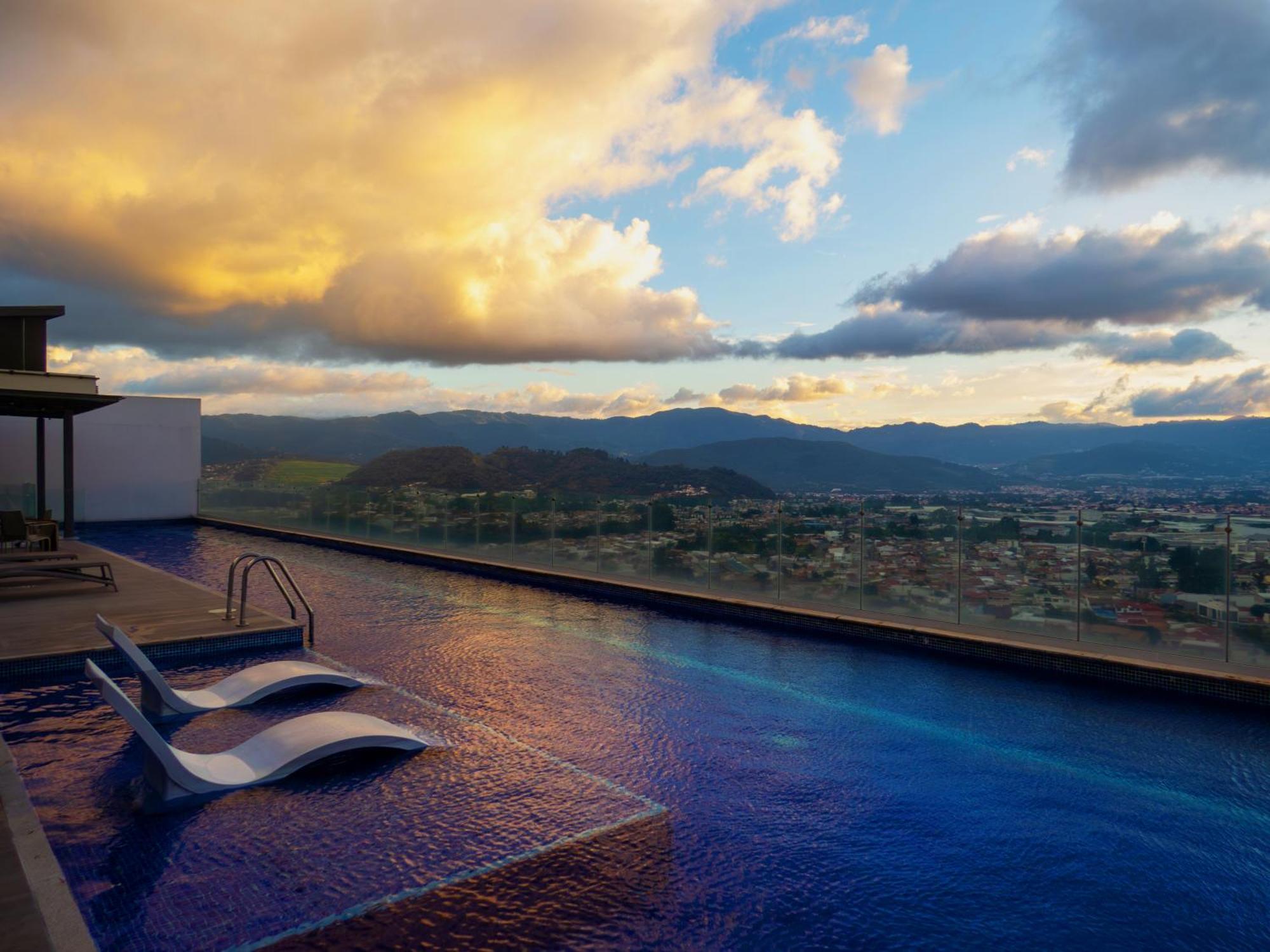 Ifreses, Study Full Equipped Whith Pool, Air- Conditioning, Spectacular View Of The City, Parking With Additional Payment Apartment *