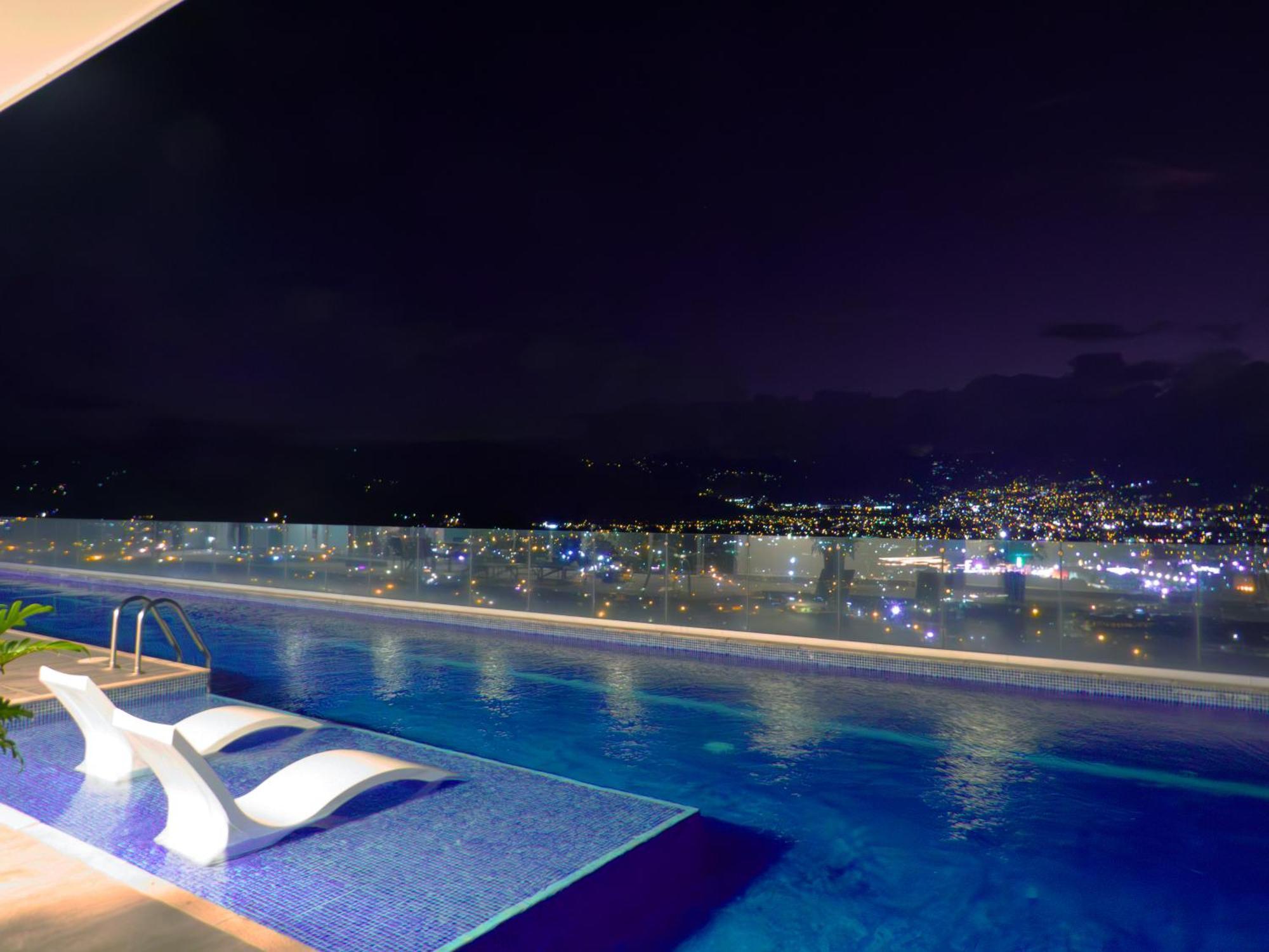 Apartment Ifreses, Study Full Equipped Whith Pool, Air- Conditioning, Spectacular View Of The City, Parking With Additional Payment